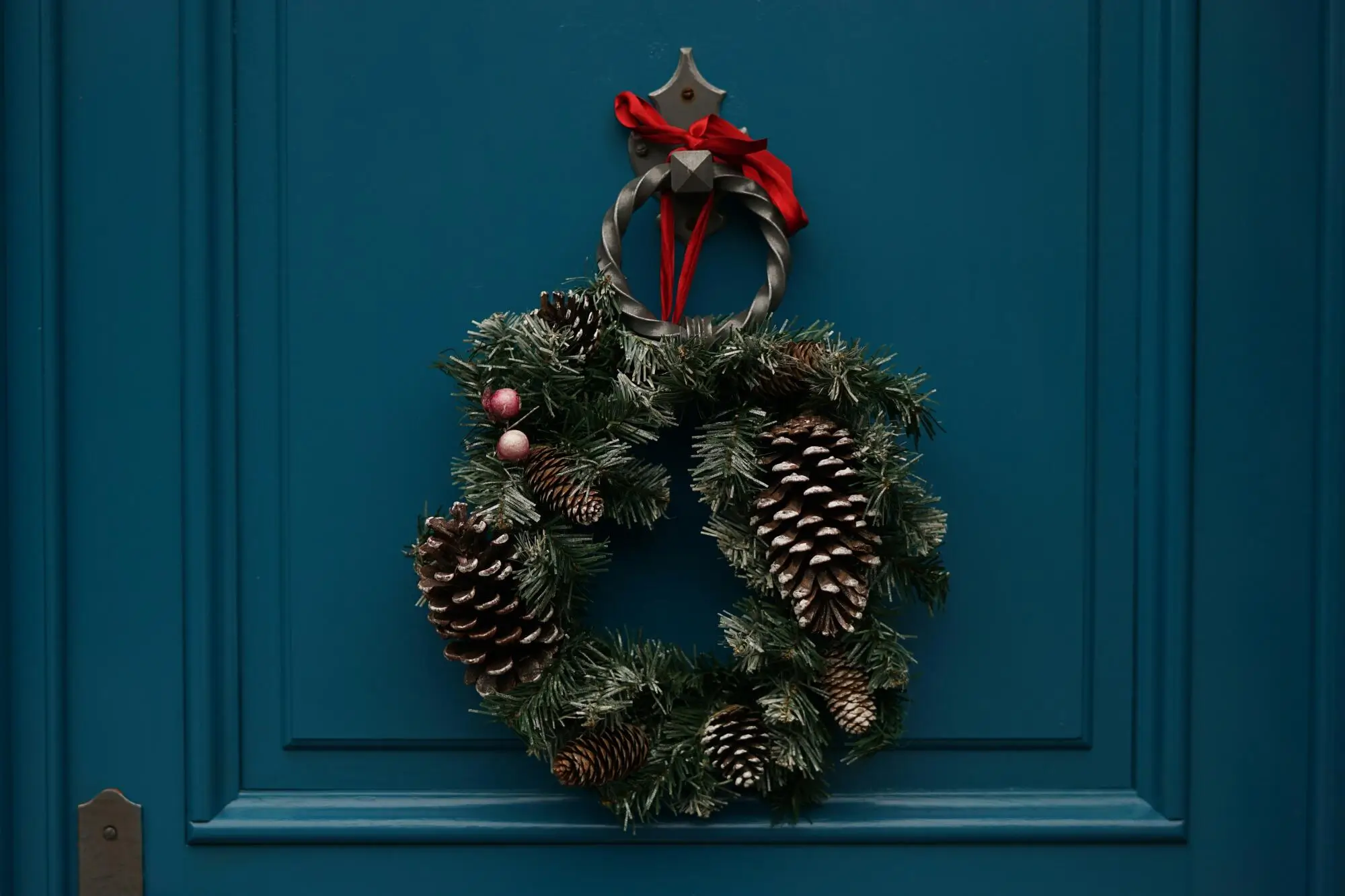 3 Unique HOA Holiday Decorating Ideas for Fort Worth Communities